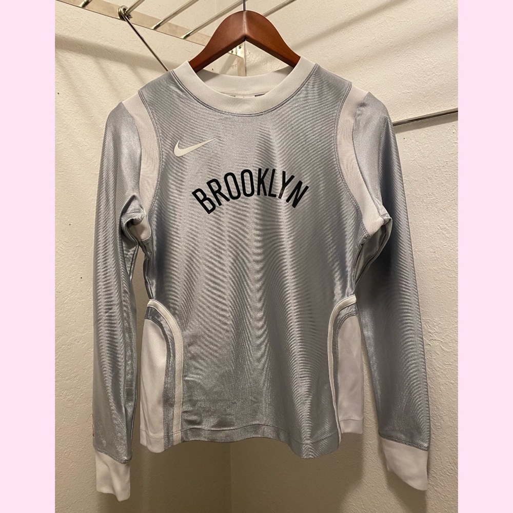 Nike - casual long sleeve shirt WOMENS Size Medium